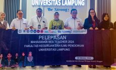 Rektor Universitas Lampung Melepas 6 Mahasiswa FKIP untuk Program SEA Teacher 2024 di Philipina.