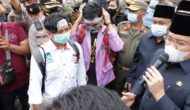 Permalink to Aksi Damai UU Ciptaker, Bupati Muba Dodi Reza Temui Mahasiswa dan Buruh
