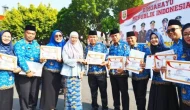 Permalink to Terima Penghargaan, Guru dan Kepsek Ucapkan Terima Kasih ke Wali Kota Eva Dwiana