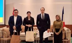 Permalink to Alumnus Pendidikan Bahasa Prancis Unila Berkarier di Kantor Konsulat Kehormatan Prancis