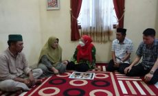 Permalink to Wali Kota Bandarlampung Beri Bantuan Keluarga Korban Tenggelam di Bendungan Sumur Putri