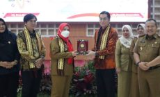 Permalink to Wali Kota Eva Dwiana Launching UHC Guna Pemerataan Akses Kesehatan