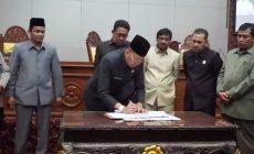 Permalink to Rapat Paripurna: Raperda APBD Provinsi Bengkulu Tahun Anggaran 2024 Disetujui Jadi Perda