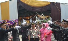 Permalink to Suasana Haru Menghiasi Acara Kenal Pamit Kapolres Tulang Bawang