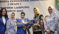 Permalink to Buka Musda IWAPI, Ibu Riana Arinal Minta Wanita Pengusaha Bina UMKM untuk Tingkatkan Ekonomi Kerakyatan