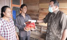 Permalink to Bupati DRA Beri Sembako Gratis Bagi Warga Yang Mengalami Ini