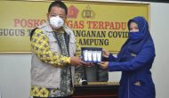 Permalink to Tim Gugus Tugas Penanganan Covid-19 Provinsi Lampung Terima Bantuan Sosial Handsanitizer