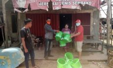 Permalink to Kades Sungai Cambai Bagikan Paket Sembako Dor To Door