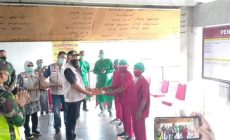 Permalink to Pasien Sembuh dari Covid-19 di Kabupaten Tulang Bawang Barat di Perbolehkan Pulang