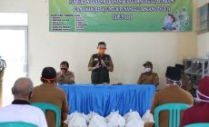 Permalink to Sekdaprov Fahrizal Darminto Serahkan Bantuan Pangan B2SA kepada Masyarakat Terdampak Covid-19 di Kota Bandar Lampung