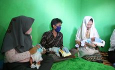 Permalink to Gendong Bayi Kembar 3, Thia Yufada: Saya Teringat Aletta dan Atalie Waktu Kecil