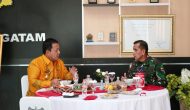 Permalink to Gubernur Arinal Dampingi Kunjungan Pangdam II/Sriwijaya untuk Pastikan Lampung Aman dan Terkendali dari Masalah Penyebaran Covid-19