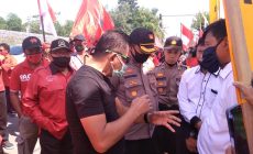 Permalink to Ratusan Kader PDIP Blitar Minta Kepolisian Usut Tuntas Aksi Pembakaran Bendera Partai