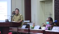 Permalink to Gubernur Arinal Serahkan Bantuan Beasiswa Baznas kepada Mahasiswa Terdampak Covid-19