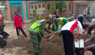 Permalink to Babinsa Koramil 0426-02 Menggala Sertu Tamirin Bantu Kampung Panca Karsa Pemanfaatan Lahan Kosong