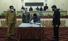 Permalink to DPRD Tulang Bawang Mengesahkan APBD-P Tahun Anggaran 2020