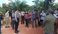 Permalink to Perkara Gugatan PT. BMM terhadap Eeng CS Ditunda Kamis Mendatang