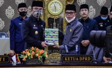 Permalink to Bupati Way Kanan Hadiri Rapat Paripurna Penyampaian KUPA dan PPAS-P Tahun 2020