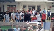 Permalink to LMPP Kobum Selatan Bersama PMI Bagikan Masker