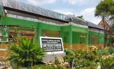 Permalink to Rehabilitasi Ruang Kantor Guru SMP Negeri 02 Penawartama Terkesan Asal Jadi