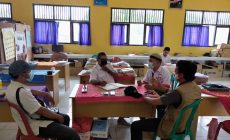 Permalink to Dapat Bantuan Dak untuk Pembangunan Laboratorium Komputer, Kepala Sekolah SMP N 3 Dente Teladas Ucapkan Terimakasih