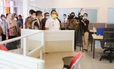 Permalink to Gubernur Arinal Luncurkan Logo Official Corporate Website dan Pembukaan Showroom PT. Wahana Raharja