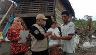 Permalink to Disapu Puting Beliung, Dinsos Baznas Hingga TNI di Muba Bantu Keluarga Kusnadi