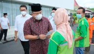 Permalink to Jelang Idul Fitri, Bupati DRA Bagikan THR kepada Tukang Becak, Ojek, Parkir dan Dhuafa