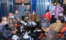 Permalink to Bupati Dodi Reza Hadiri Silaturahim Nasional “Sinergi Pemerintah dan Pengusaha Nasional / Daerah dalam Pemulihan Ekonomi