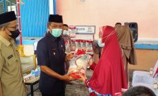 Permalink to PPKM Mikro, Pemkab OKI Salurkan Beras untuk 35. 877 KPM