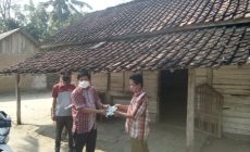 Permalink to Penyaluran BLT-DD di Desa Talang Batu secara door to door