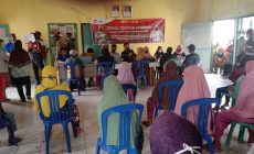 Warga Desa Tulang Bawang Antusias Mengikuti Vaksinasi di Balai Desa