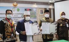 Permalink to Disaksikan KPK RI, Gubernur dan Walikota Teken Kesepakatan Bersama Pengelolaan Pantai Panjang Bengkulu