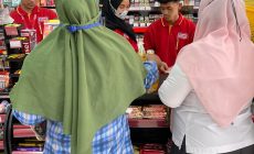 Permalink to Minyak Goreng Di Beberapa Minimarket Way Kanan di serbu ibu ibu
