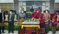 Permalink to HERMAN DERU HADIRI PARIPURNA DPRD OKUS DAN  KAGUM MELIHAT KEMAJUAN KABUPATEN OKU SELATAN