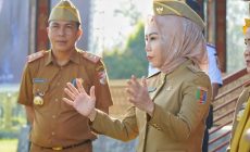 Permalink to Pj. Bupati Tuba Barat  Zaidirina Pimpin Apel Perdana