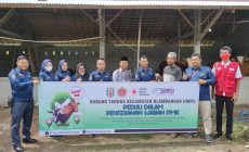 Permalink to Karang Taruna dan SMSI Waykanan Gelar Baksos Membagikan Cairan Obat Pencegah PMK Pada Hewan Ternak
