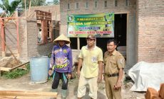 Permalink to Dua Warga Pekon Klaten Terima Bantuan Bedah Rumah