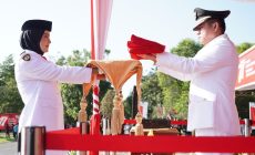 Bupati OKU Timur Pimpinan Upacara Pengibaran Bendera merah putih HUT RI yang Ke77