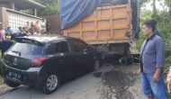 Permalink to Mobil Dam Truk Bermuatan Semen Mundur Tak Kuat Menanjak, Seorang Ibu Tewas Terlindas
