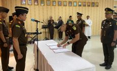 Permalink to Kejaksaan Negeri Pringsewu Gelar Sertijab Tiga Kepala Seksi