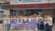 Permalink to Walikota Metro Melepas Peserta Study Banding DPC KWRI Metro Ke Bandung, Bogor dan Jakarta