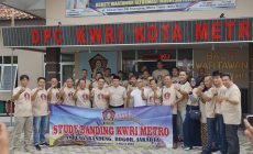 Permalink to Walikota Metro Melepas Peserta Study Banding DPC KWRI Metro Ke Bandung, Bogor dan Jakarta