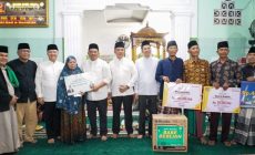 Permalink to Gubernur Bengkulu Serahkan Bantuan Pembangunan Rumah Ibadah di Kabupaten Seluma