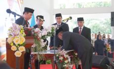Permalink to M.RAHMATTULLAH S,STP .MM DI AMBIL SUMPAH JABATAN DAN PELANTIKAN SEBAGAI SEKRETARIS DAERAH OGAN KOMERING ULU SELATAN