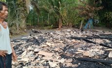 RUMAH WARGA DESA WONOSARI LUDES DI LALAP SIJAGO MERAH