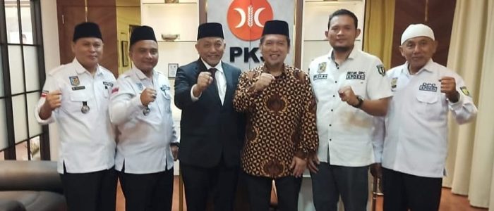 DPC APDESI Kabupaten Pringsewu Sambung Silaturahmi dengan Presiden PKS