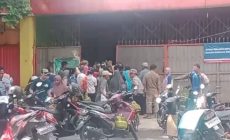 Permalink to Warga OKU Rela Berdesak-Desakan Demi Mendapatkan Gas Melon