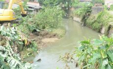 Permalink to Pemkot Bandar Lampung Terjunkan 3 Unit Excavator Lakukan Normalisasi sungai