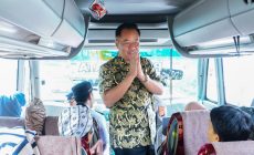 Permalink to 25 Bus Mudik Gratis Mengangkut 880 Penumpang Tujuan Dalam dan Luar Provinsi Dilepas Keberangkatannya Oleh Wagub Sumsel Cik Ujang